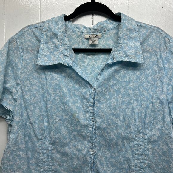 At Last Y2K Sky Blue Button Front Womens Short Sleeve Top 3X Lightweight Capsule - Picture 3 of 11